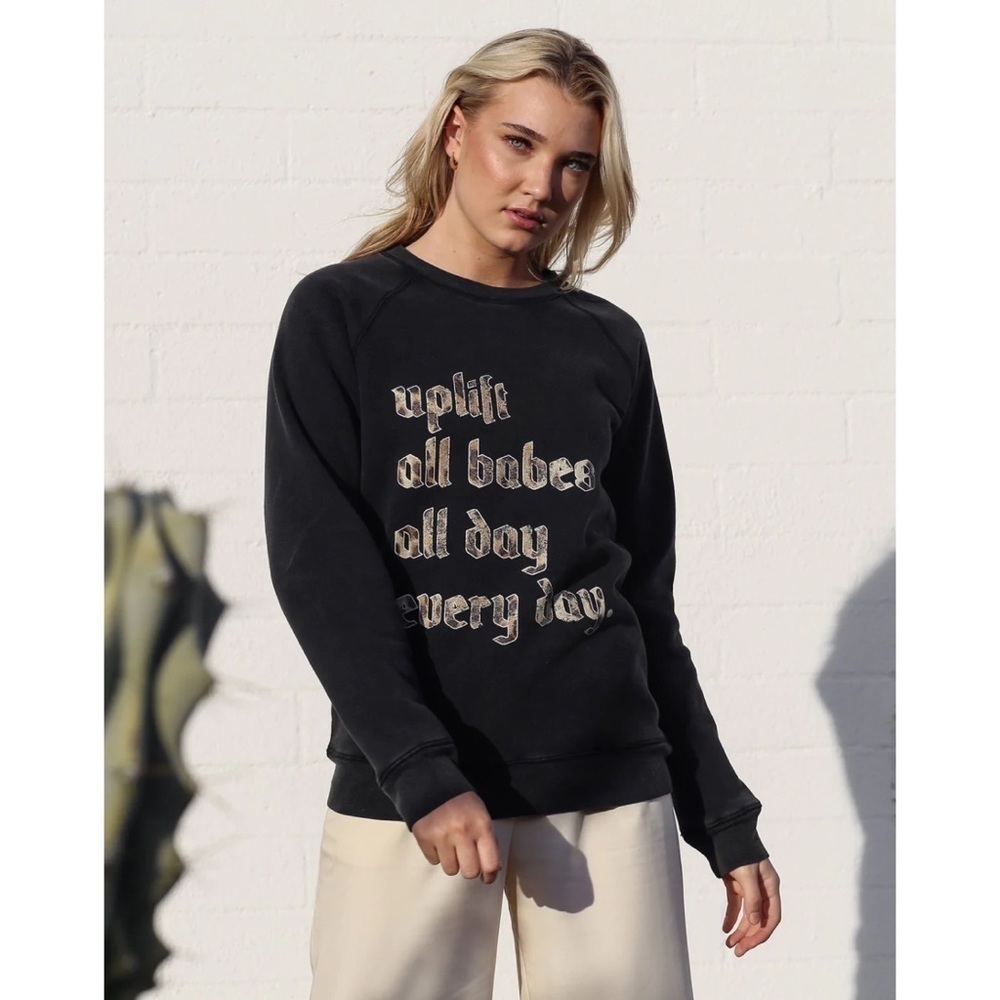 𝅺NEW Brunette the Label "UPLIFT ALL BABES" Classic Crew Sweatshirt Acid Wash